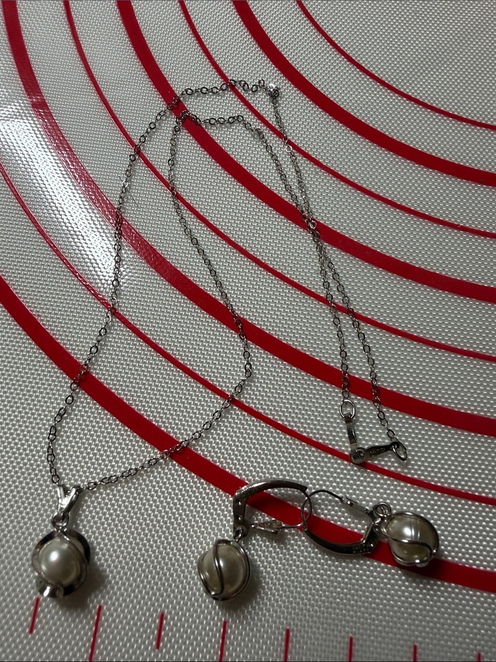BOND-BOYD Caged Pearl Wrap Sterling Silver Necklace and Earrings Set